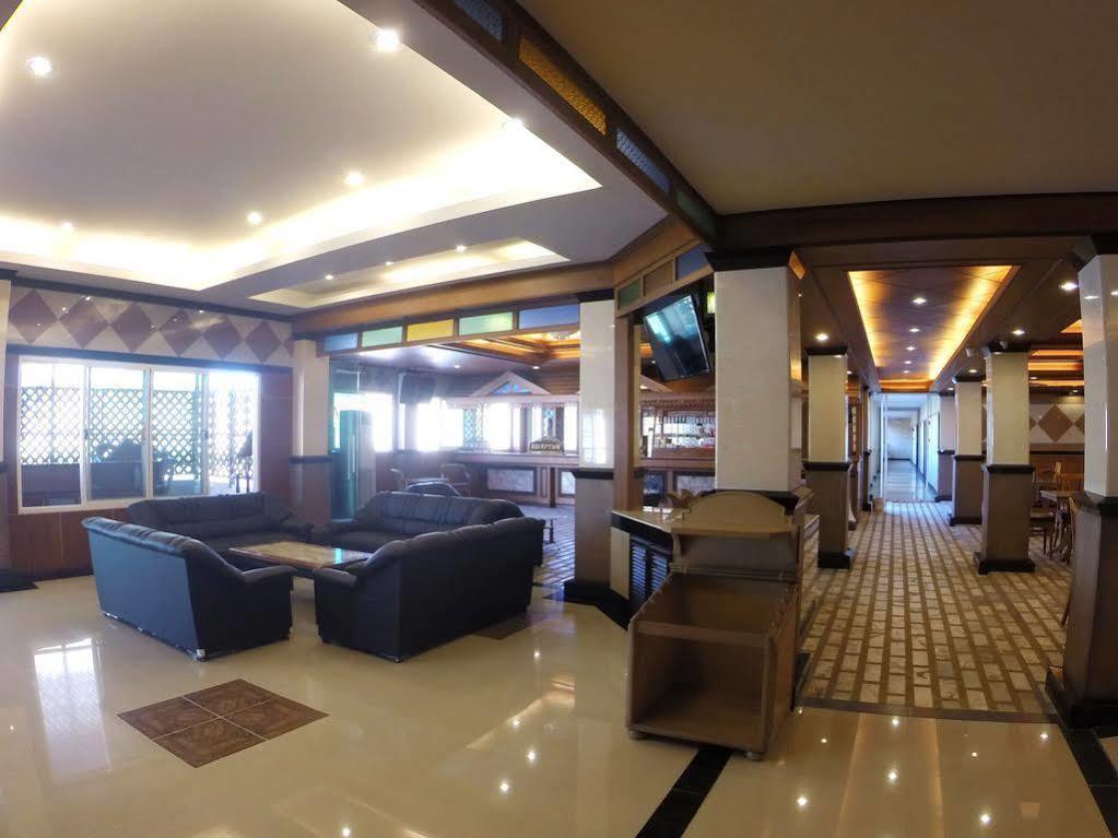 Oyo 523 Aa Pattaya Ville Luaran gambar