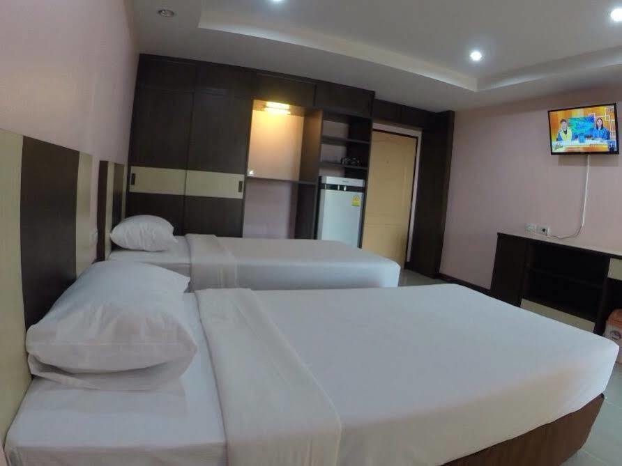 Oyo 523 Aa Pattaya Ville Luaran gambar